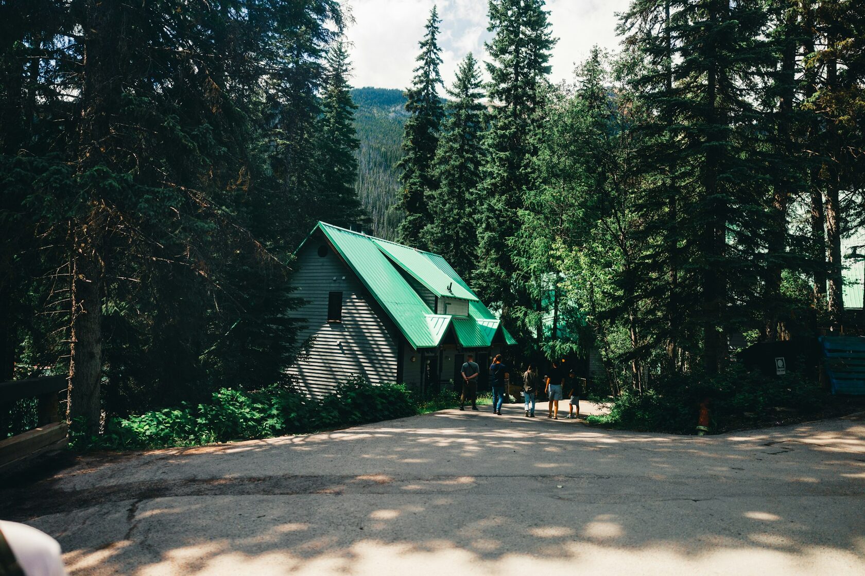The exterior of a timber holiday park cabin
